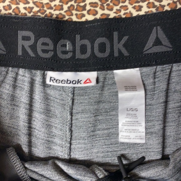 Reebok Grey Shorts - Picture 5 of 7